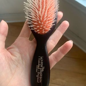 Mason Pearson Handy Nylon Brush - N3 Dark Ruby